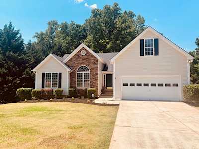 6349 Wilmington Way Flowery Branch, GA 30542