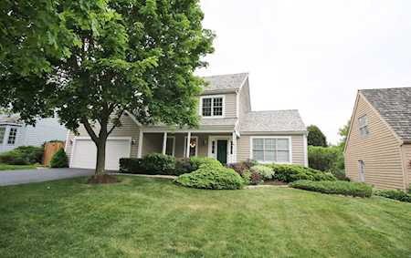 4733 Kings Way N Gurnee, IL 60031