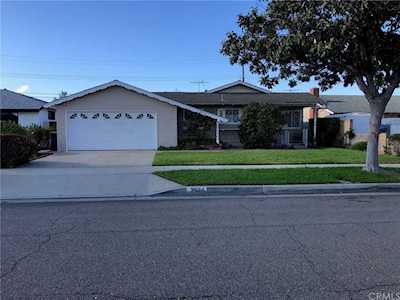 2534 E Locust Ave Orange, CA 92867