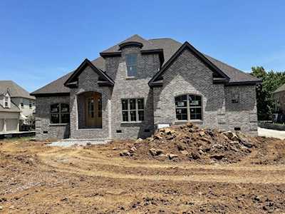 1527 Winterberry Dr Murfreesboro, TN 37130