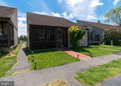 7 Marlborough Ct New Castle, DE 19720