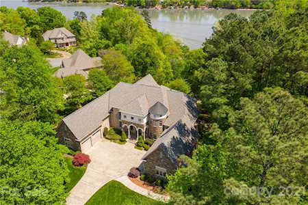 9000 Mystic Point Ct Belmont, NC 28012