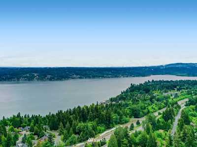 16709 SE Newport Way Bellevue, WA 98006