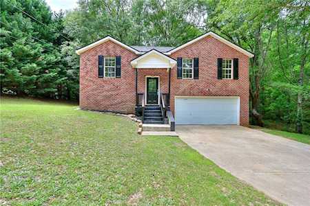 1239 New Hope Church Rd Loganville, GA 30052