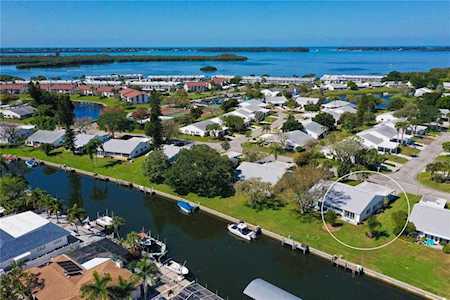 4521 Mount Vernon Dr Bradenton, FL 34210