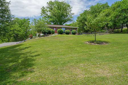 2504 Woodberry Drive Nashville, TN 37214