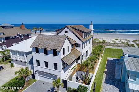 3108 Ocean Dr Jacksonville Beach, FL 32250