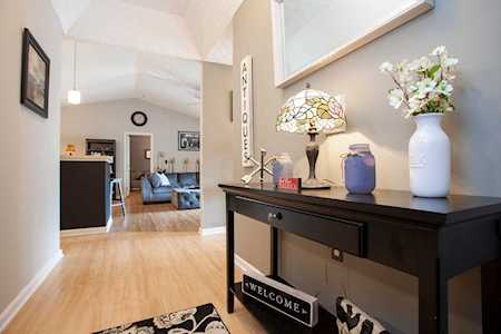 6155 Pelican Pointe Columbus, OH 43231