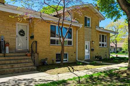 1533 N Arlington Heights Rd #B Arlington Heights, IL 60004