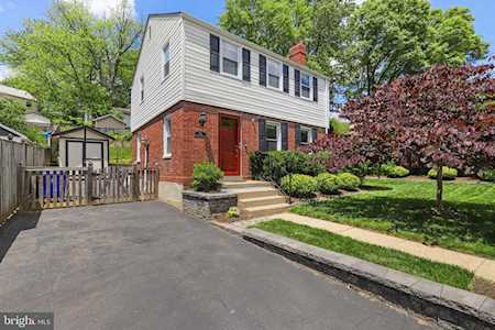952 Patrick Henry Dr Arlington, VA 22205