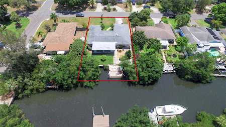 3790 10th St NE St. Petersburg, FL 33704