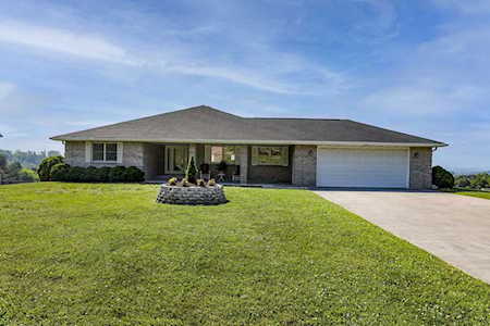 128 Skyline Dr Dandridge, TN 37725