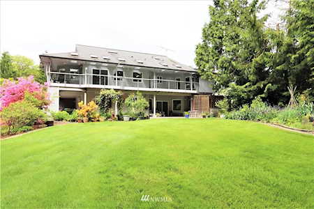 318 Carlon Loop Rd Longview, WA 98632