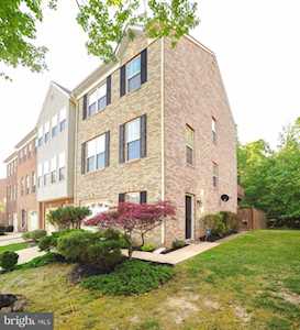 8051 Bloomsbury Place White Plains, MD 20695