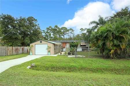 2935 8th St Orlando, FL 32820