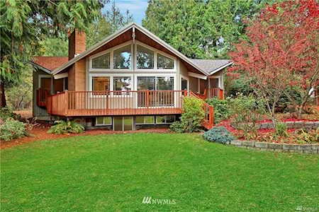 6573 NE Monte Vista Place Bainbridge Island, WA 98110