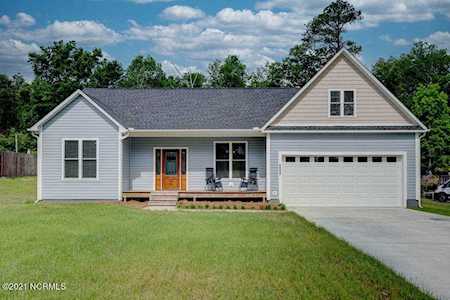 6825 Old Bridge Site Road Castle Hayne, NC 28429