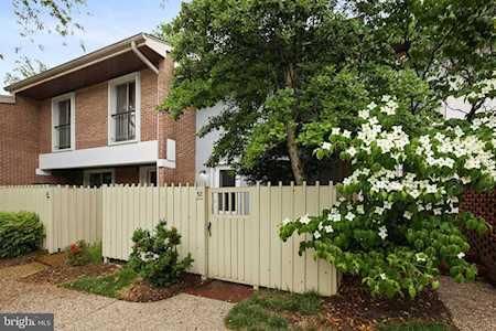52 Bouton Green Ct Baltimore, MD 21210