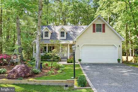 4 Canal Rd Ocean Pines, MD 21811