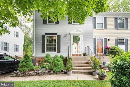 19 Mooring Point Ct Annapolis, MD 21403