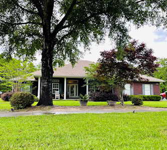 2405 Moonstone Drive Crestview, FL 32536