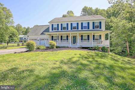 3245 Loring Dr Huntingtown, MD 20639