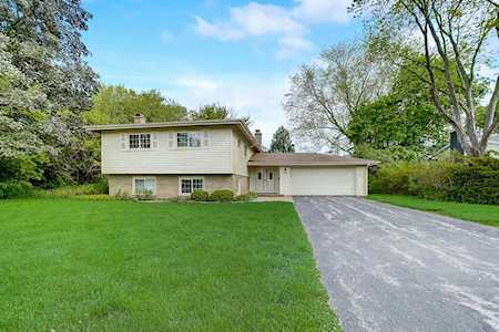 230 Greenbriar Dr Deerfield, IL 60015