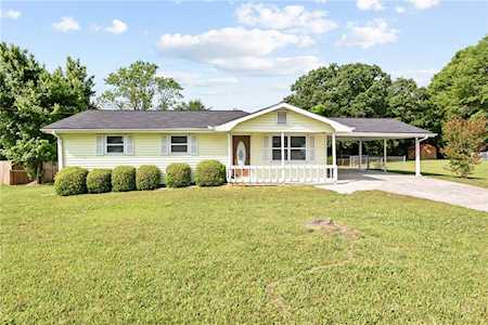128 Pierce Rd Hiram, GA 30141