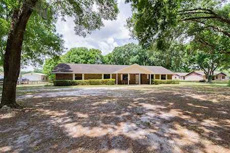 17 Jimmy Lee Rd Winter Haven, FL 33880