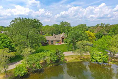12 Blanchard Circle South Barrington, IL 60010
