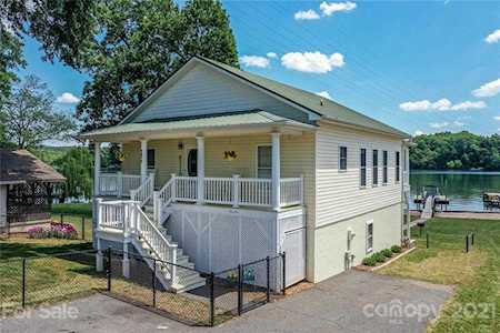 4872 Longfield St Claremont, NC 28610
