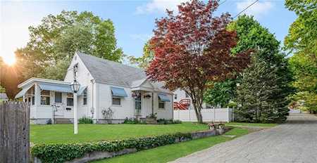 20 Kenmore St West Warwick, RI 02893