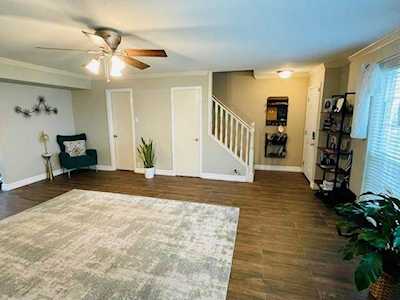 8102 Amelia Rd Houston, TX 77055
