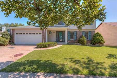 1939 Cherokee Trail Ln Florissant, MO 63031
