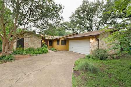 6211 Morning Dew DR Austin, TX 78749