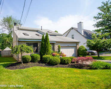 11631 Kings Ln Louisville, KY 40243