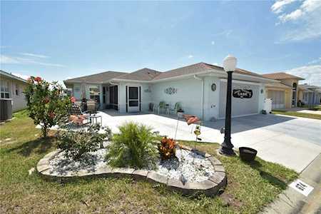 674 Sweetwater WAY E Haines City, FL 33844