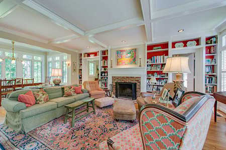 330 Walnut Dr Nashville, TN 37205