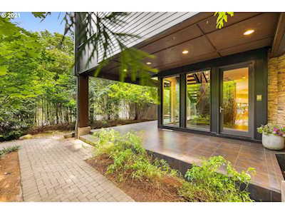 4502 Lamont Way Lake Oswego, OR 97035