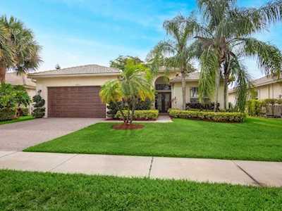 4460 Mariners Cove Drive Wellington, FL 33449