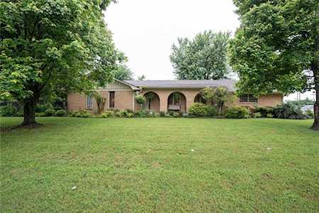 1300 Southridge Ln Fort Smith, AR 72908