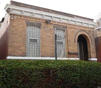 420 Wilmington Ave St Louis, MO 63111