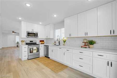 705 Bernini St Las Vegas, NV 89144