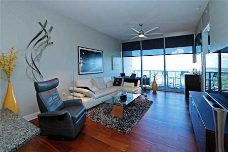 150 E Robinson St #2807 Orlando, FL 32801