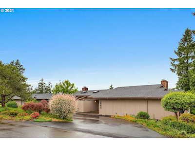 1099 Cherry Cir Lake Oswego, OR 97034