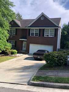 625 Castlebrooke Dr Lawrenceville, GA 30045