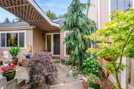 3213 SW 319th Place #19 Federal Way, WA 98023