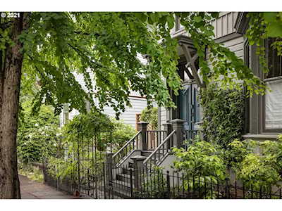 516 NW 18th Ave Portland, OR 97209
