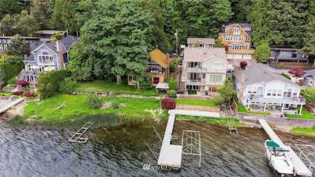 1440 W Lake Sammamish Parkway NE Bellevue, WA 98008