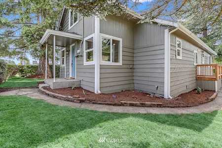 32509 3rd Ave Black Diamond, WA 98010